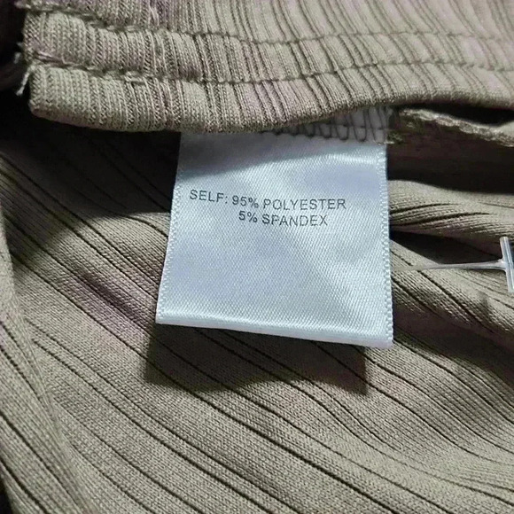 Modern Works Ribbed Matching Set - Picture 5 of 5